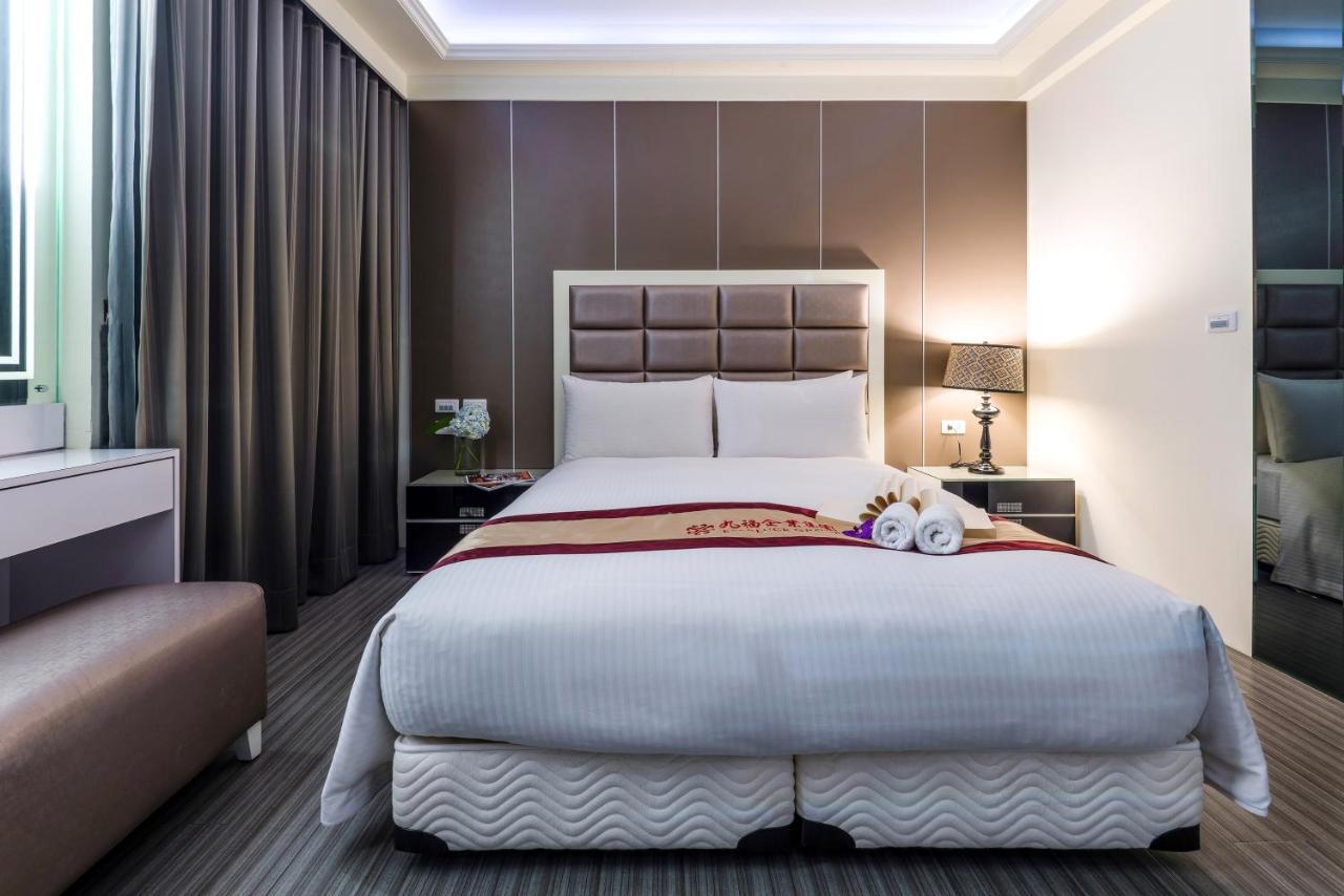 Harmonious Hotel Kaohsiung Exterior photo