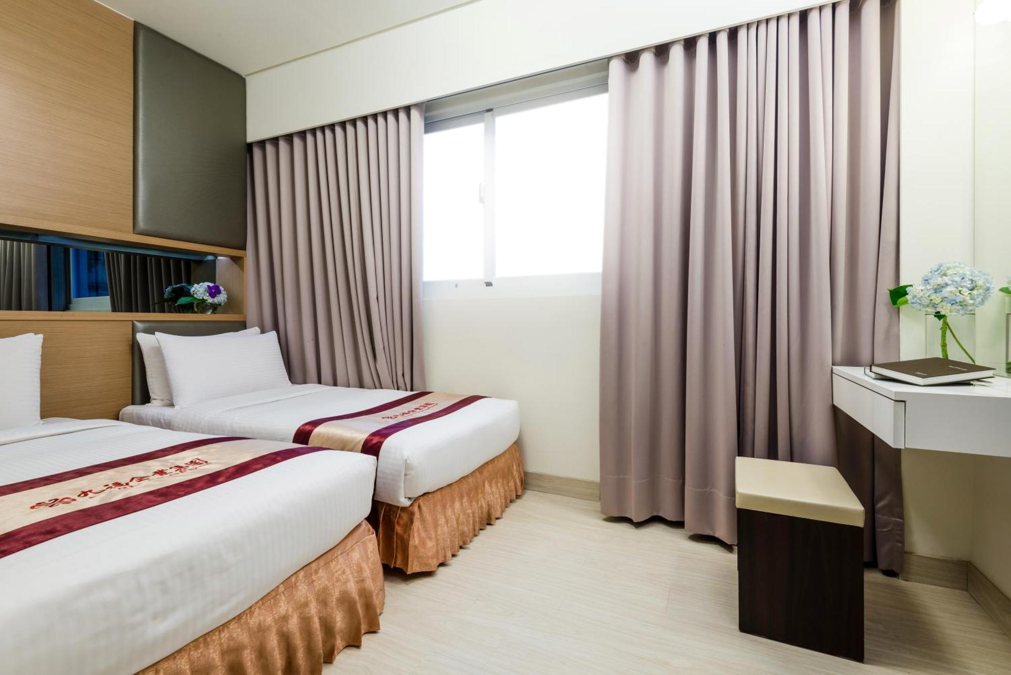 Harmonious Hotel Kaohsiung Exterior photo