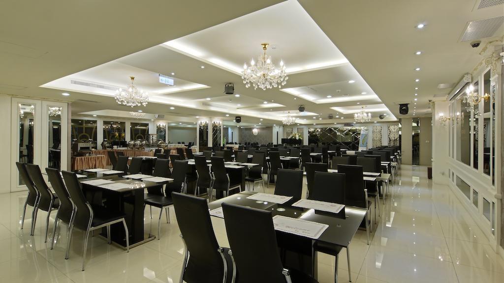 Harmonious Hotel Kaohsiung Exterior photo