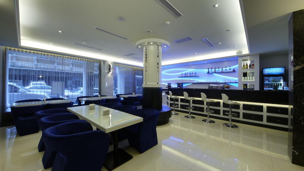 Harmonious Hotel Kaohsiung Exterior photo