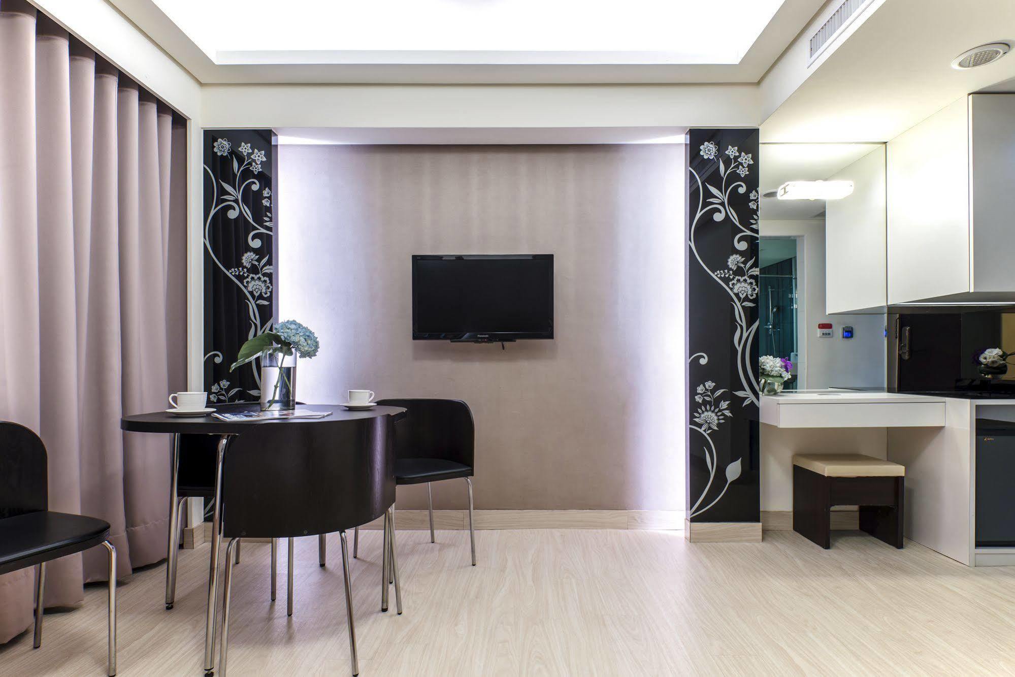 Harmonious Hotel Kaohsiung Exterior photo