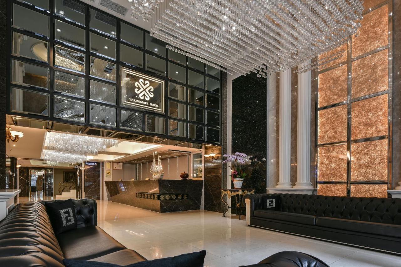 Harmonious Hotel Kaohsiung Exterior photo