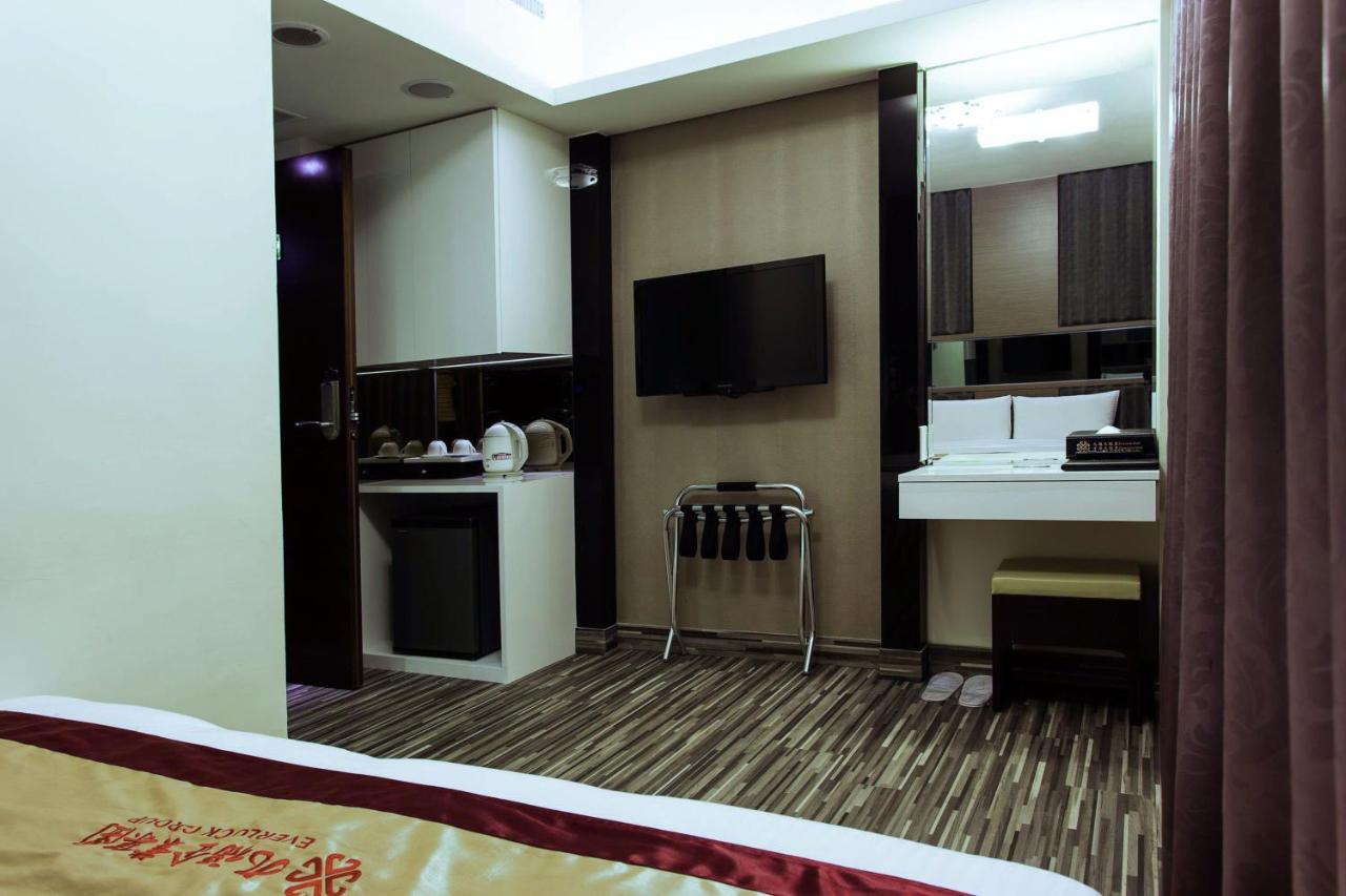 Harmonious Hotel Kaohsiung Exterior photo