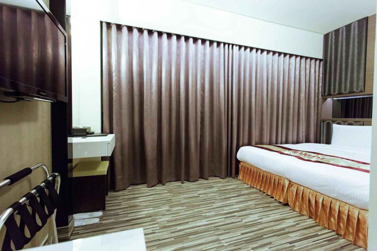 Harmonious Hotel Kaohsiung Exterior photo